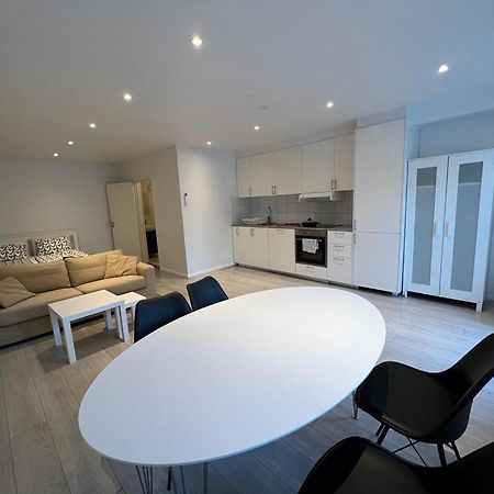 Newly Furnished Apartment Close To Beach. Abbekas Екстер'єр фото